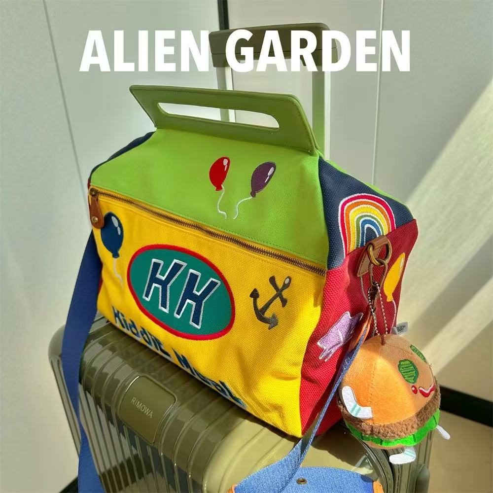 Travel crossbody bag - Alien Garden