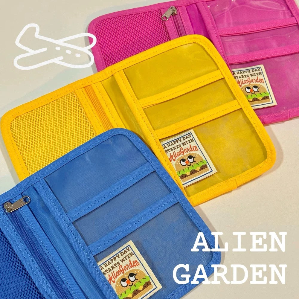 Embroidered passport folder - Alien Garden