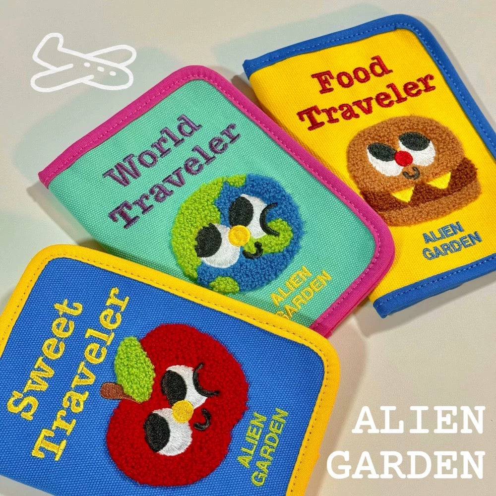 Embroidered passport folder - Alien Garden