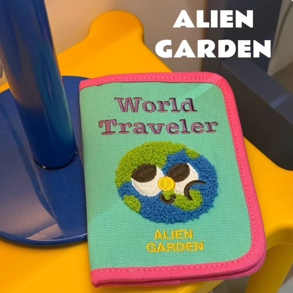 Embroidered passport folder - Alien Garden