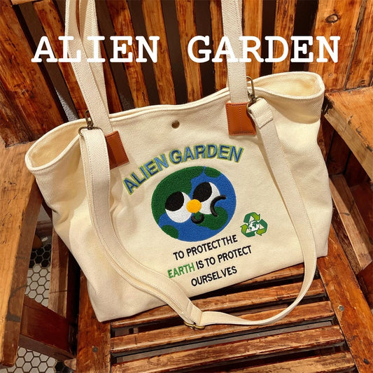 Canvas shoulder bag - Alien Garden