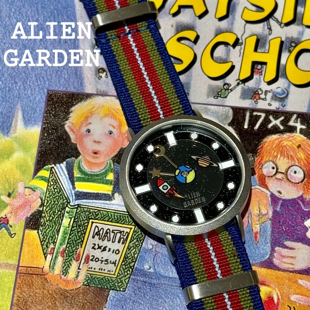 Universe Earth Rocket Watch - Alien Garden