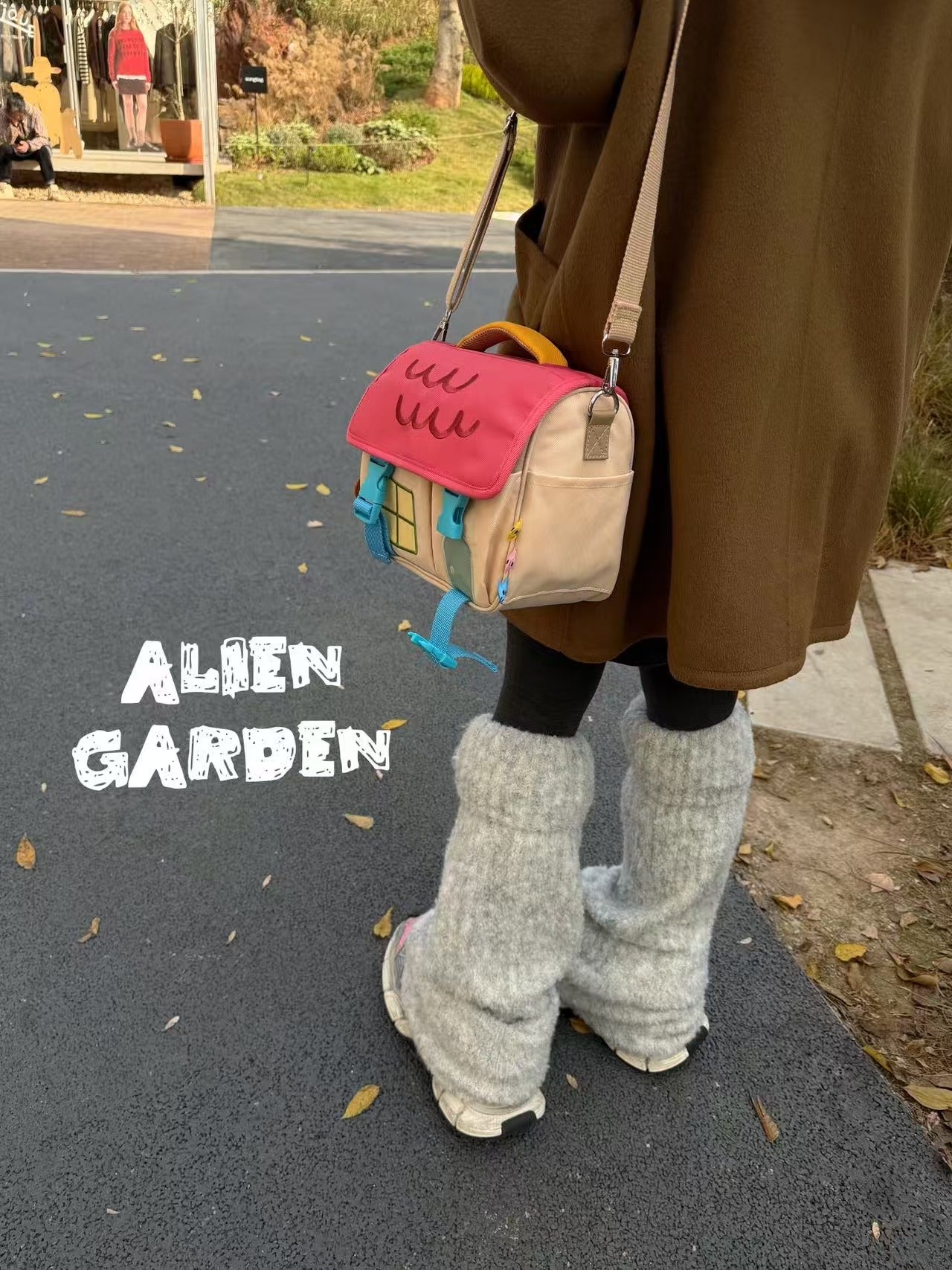 Multi-functional Sling Camera Bag- AlienGarden